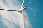 Czy warto inwestować w przydomową elektrownię wiatrową